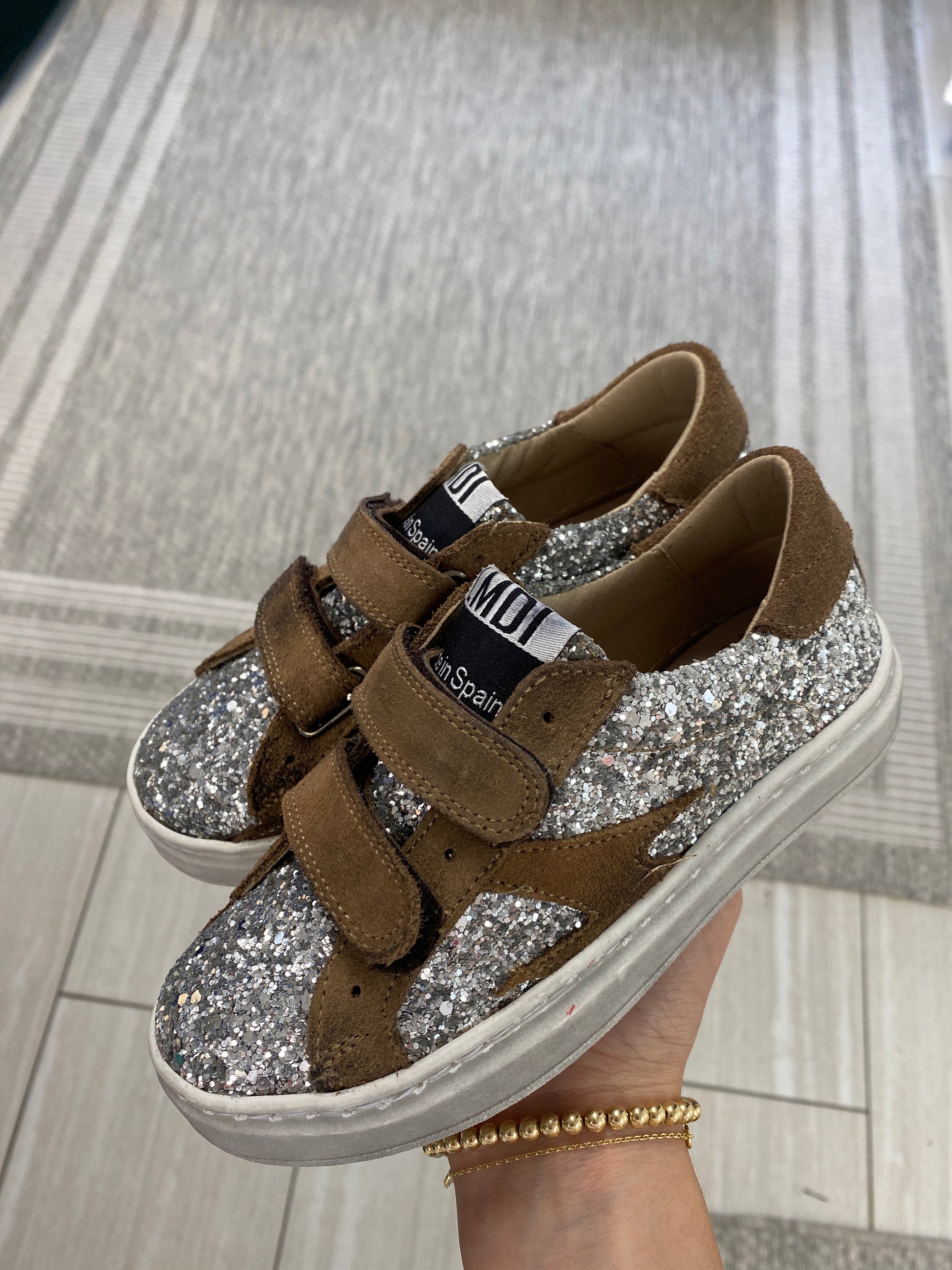 LMDI Glitter Velcro Sneaker-Tassel Children Shoes