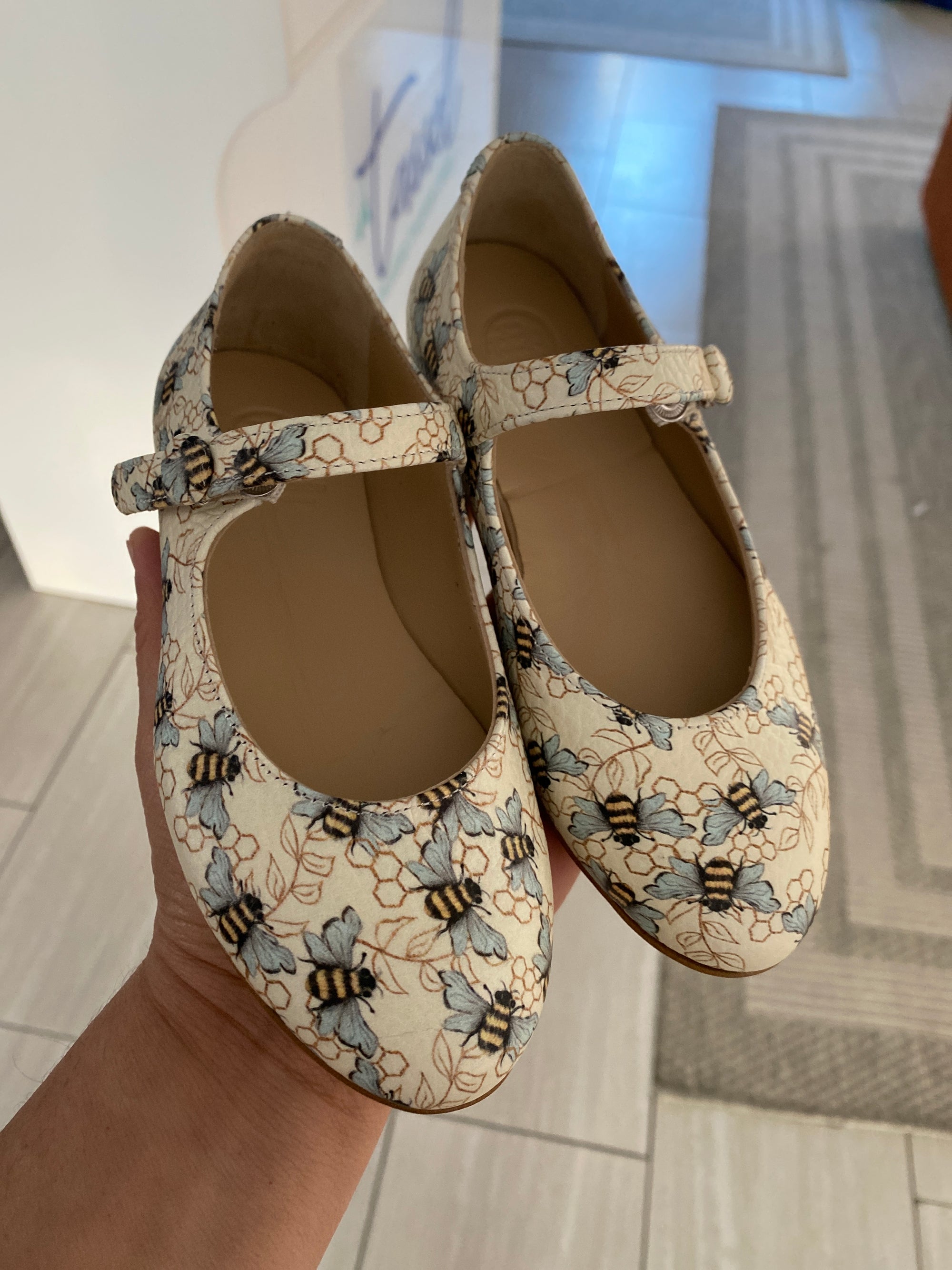 Blublonc Bee Stamped Mary Jane-Tassel Children Shoes